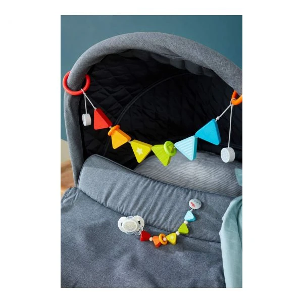 HABA 306679 - Kinderwagenkette - Wimpelchen HABA 306679 - Kinderwagenkette - Wimpelchen -Spielzeug Welten Winkel